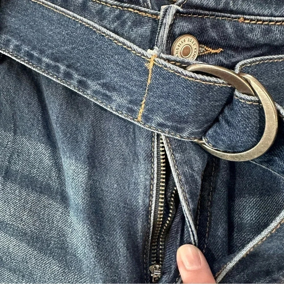 KanCan High Waist Belted Distressed Medium Wash Denim Tapered Leg Size 1/24 NWT - Picture 7 of 11